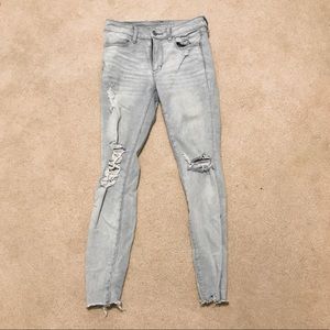 Ripped high-waisted jeans